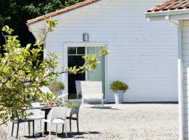 gîte le Champ Libre, hotel econômico em Dompierre-sur-Yon