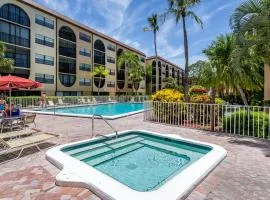 The "Angler's Way" Condo I 5th Floor w/ Views of Factory Bay