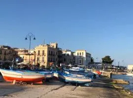 Bertie's Mondello