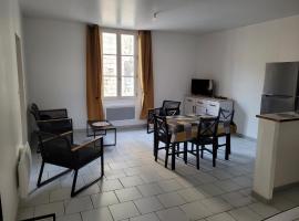 la petite montagne, hotel with parking in Le Puy-Notre-Dame