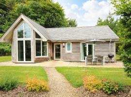 Swandown, 3 Blackdown, holiday home in Chard