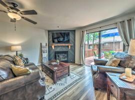 Rustic Ruidoso Retreat Near Shops and Mountains!, hotel in Ruidoso