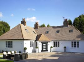 Windfalls Boutique Hotel, hotel near Three Bridges, Crawley