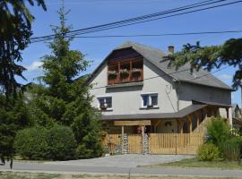 Fenyőfa vendégház，位于锡尔沃斯瓦里德的酒店