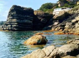 Hotel La Scogliera