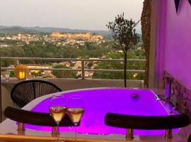 Panorama Suite romantique & Spa, hotel berdekatan Pont Rouge Commercial Zone, Carcassonne