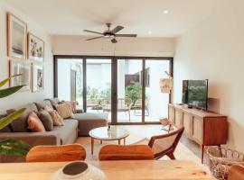 Stylish Luxury Condo in the heart of Playa
