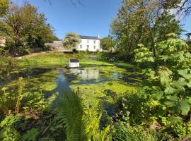 Hen Ffermdy, holiday rental in Jordanston