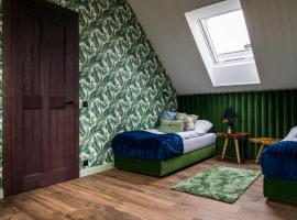 Aqua Your Stay, hotel in Sasino