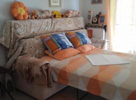 John's Home, δωμάτια σε οικογενειακό Διαμέρισμα, Συγκατοίκηση, habitación en casa particular en Volos