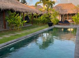 La Reserva Villas Bali، فندق في جيمباران