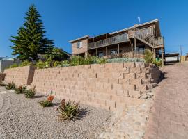 Beautiful and modern 4 bedroom 2 bathroom house, villa i Klein Brak Rivier