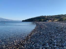 Beach house for 12, with magnificent view of Lesvos, hotel with parking in Ayvacık