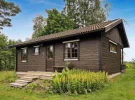 Nice Home In Timmele With Sauna