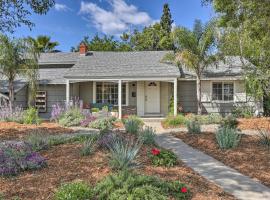 Whimsical Sacramento Home with Garden and Patio!, vacation home in Sacramento