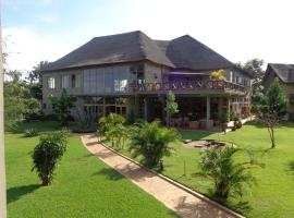 Weru Weru River Lodge, hotel di Moshi