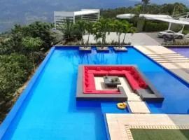 LUXURY VILLA Campestre Piscina Privada Anapoima Colombia