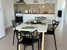 APART trelew 5, serviced apartment in Trelew