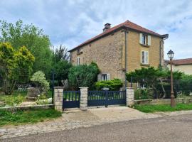 Maison de 2 chambres avec jardin clos et wifi a Velorcey, holiday home in Velorcey
