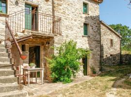 Beautiful Apartment In Villagrande Di Monteco With Kitchen, hotel with parking in Monterotto