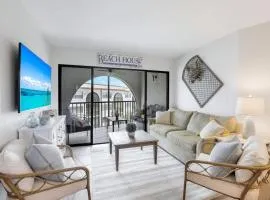 Waterfront one-bedroom condo with pools and spas