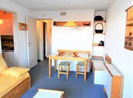 Studio confortable avec balcon - Accès pistes ski - FR-1-267-203