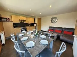 Appartement rénové 3 étoiles, lumineux, balcon sud-ouest, au centre des Gets - FR-1-598-105