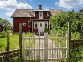 Nice Home In Vimmerby With 4 Bedrooms