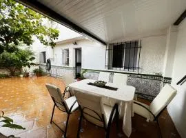 Casa rural en Casabermeja, cerca de Málaga, con patio y chimenea