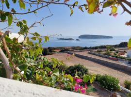 Sophia & Chris Studios, beach rental in Santa Maria