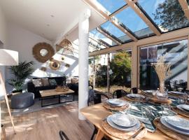 Guilhermy - Maison contemporaine avec jardin, holiday home in Toulouse