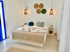 Oldtown Suites Fira