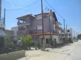 NIKOS HOUSE studio 1 paralia Ofryniou