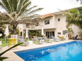 Le Karé Ébène, guest house in Cotonou