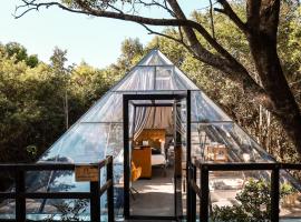 The Tsitsikamma Pyramid, glamping site in Stormsrivier