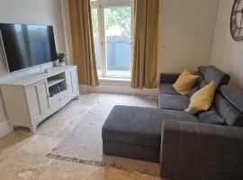 2 Bedroom Lux Apartment in Hendon- New Build