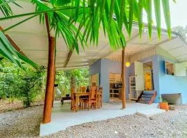 Casa Theia - Comfort cabin, Caribbean jungle beach