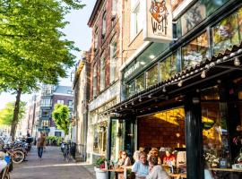Wolf Hotel Kitchen & Bar: Alkmaar şehrinde bir otel