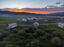 Under Canvas West Yellowstone, glamping en West Yellowstone
