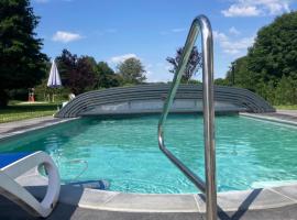 Familien-Appartement #10 Obermoosen, hotel com piscina em &Uuml;bersee