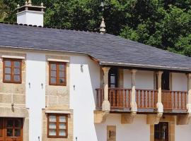 Habitaciones La Cuevona de Guitiriz Lugo, casa di campagna a Guitiriz