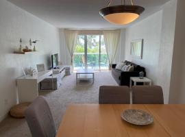 Ocean Reserve 207 - STR 2270, accessible hotel in Miami Beach