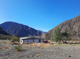 Cabañas Aires de la quebrada - Mendoza, hotel en Guido