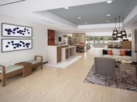 Candlewood Suites - Tulsa Hills - Jenks by IHG, hotel u gradu Jenks