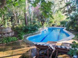 Casa Montserrat Ruralvilla, Hotel in Olerdola