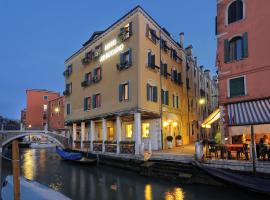 Hotel Arlecchino, hotel in Venice