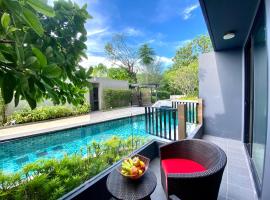 The aristo-access pool room Surin beach, apartment in Phuket