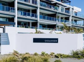 Oceanview Retreat, hotel dengan parkir di Nelson
