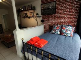 Studio, TopdestinationBretagne، فندق في Montoir-de-Bretagne