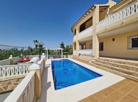 Mediterranean Luxury Villa by NRAS, hotel em El Campello